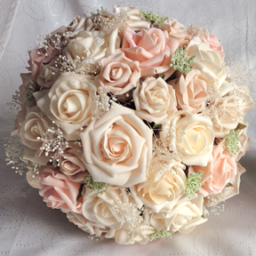 peach and cream wedding bouquet, peach & cream wedding flowers